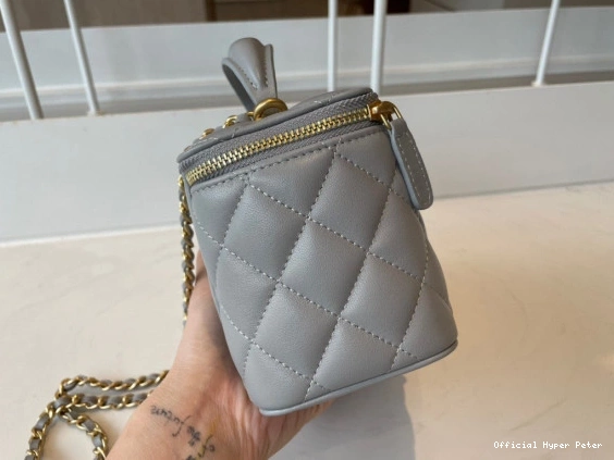 HyperPeter VANITY CHANEL CASE 0708